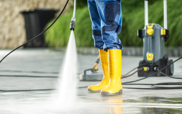 Best Concrete Pressure Washing  in Westview, FL